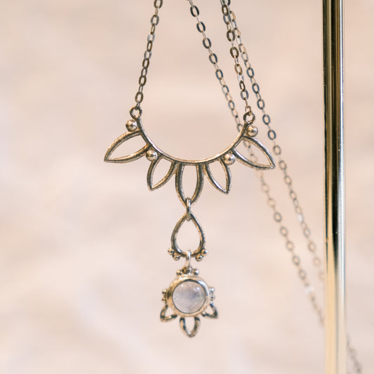 “Lotus flower” necklace | PURE