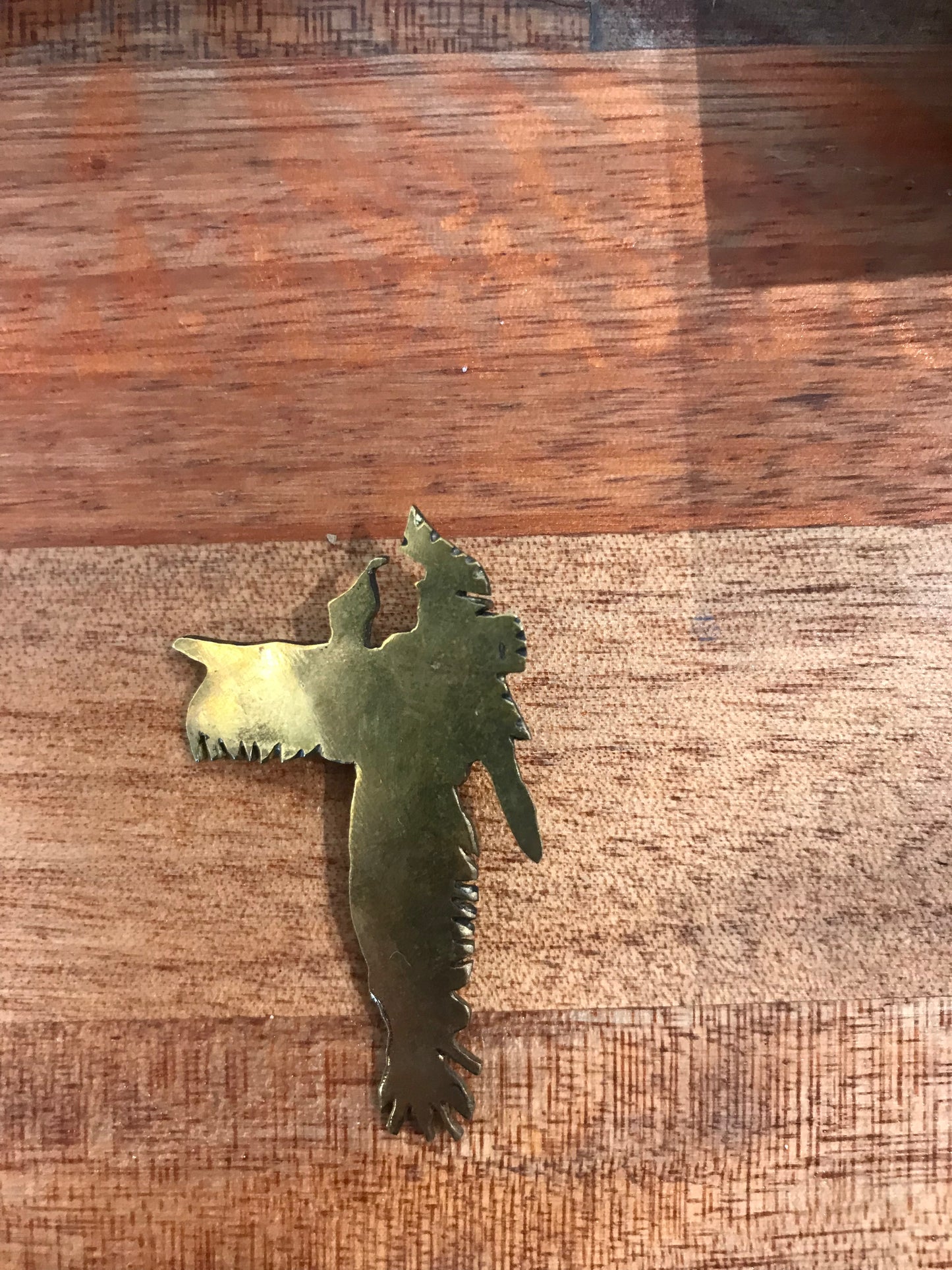 Yunov | vulture pin