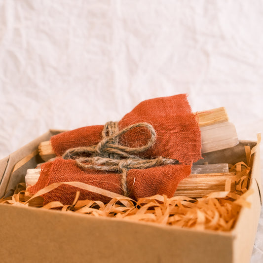 Selenite & Palo Santo gift pack
