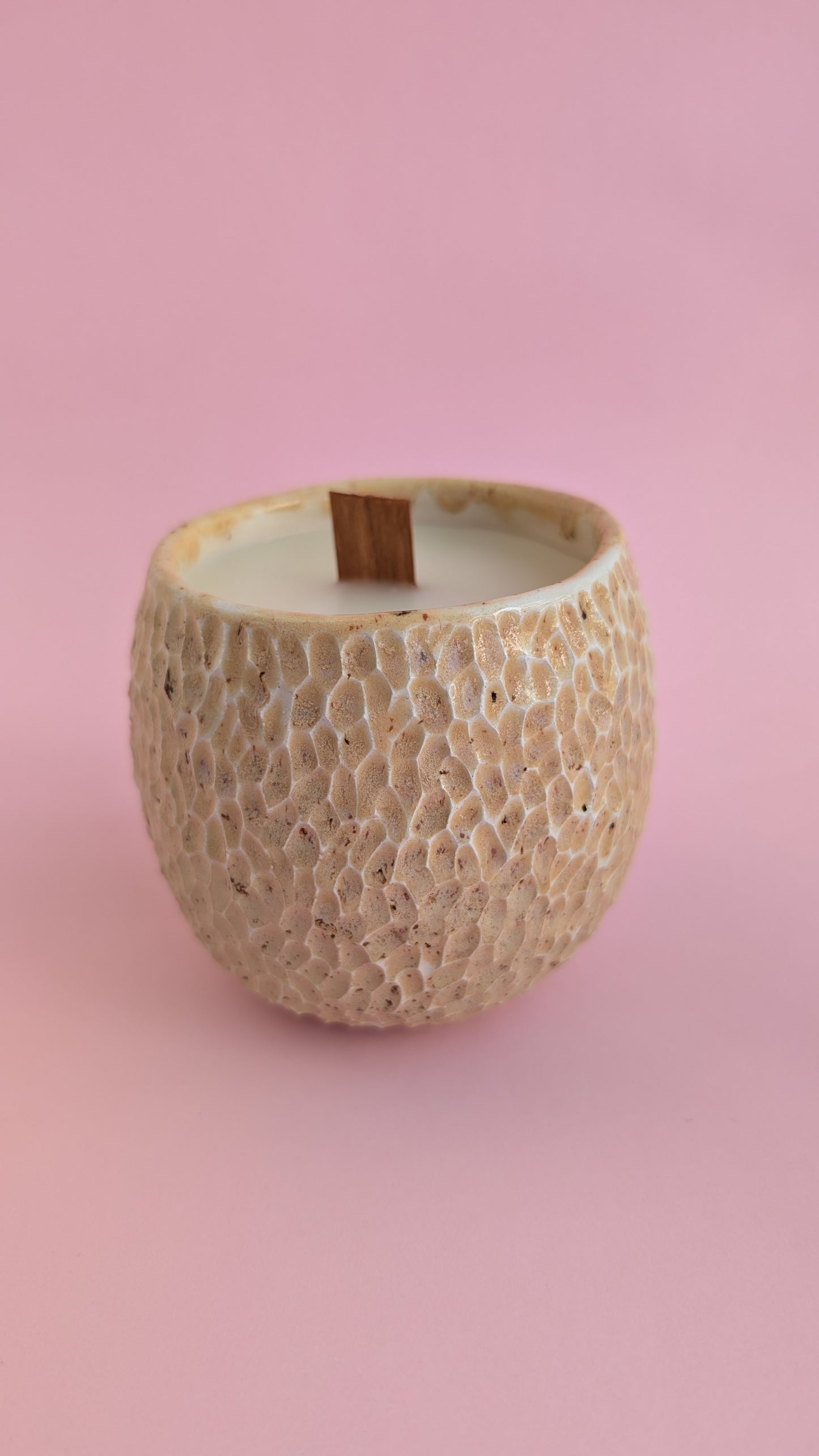 Ceramic Candle with soy wax and almond aroma | ZORKA